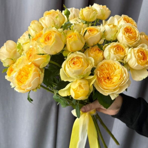 Букет 7 желтых роз в Коктебеле