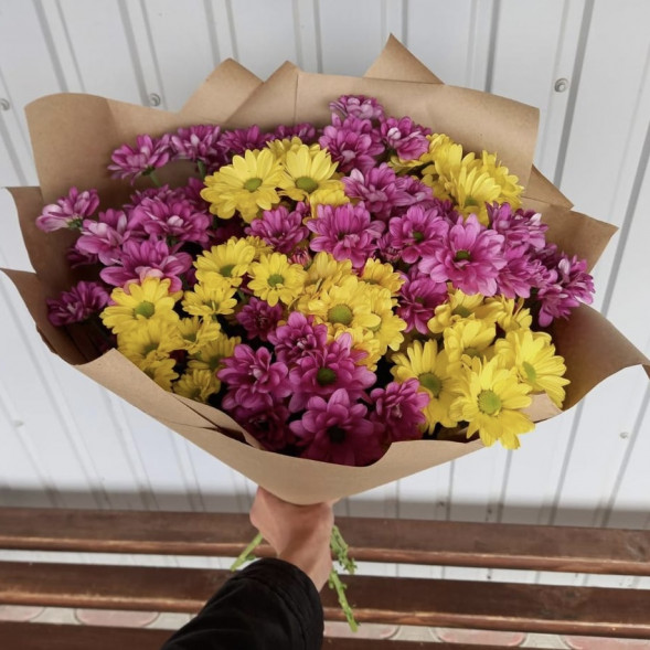 Букет 9 хризантем в Коктебеле