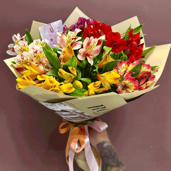 Букет 11 альстромерий в Коктебеле