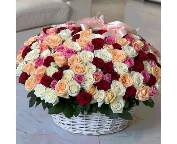 201 роза в корзине в Коктебеле