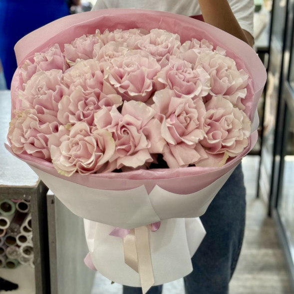 Букет 9 французких нежно-розовых роз в Коктебеле