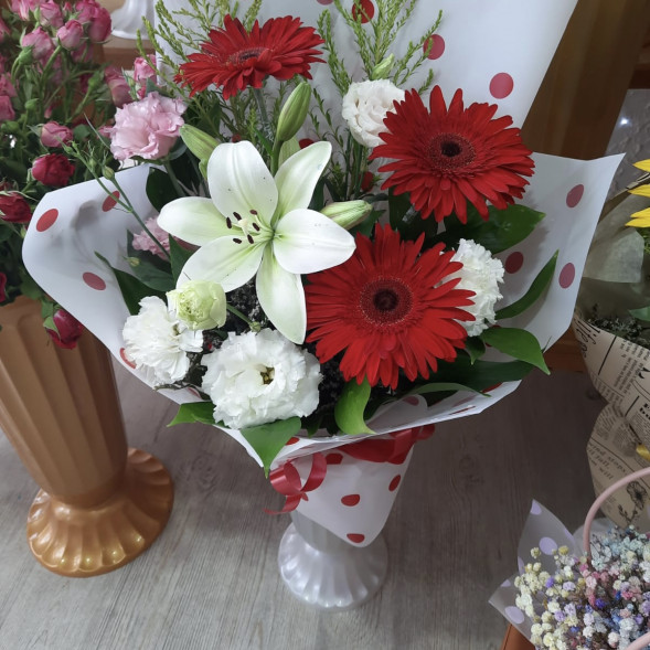 Букет «Восторг» в Коктебеле