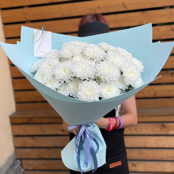 Букет 7 хризантем в Коктебеле