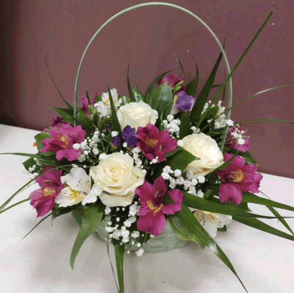 Композиция в корзине &quot;Невероятная&quot; в Коктебеле